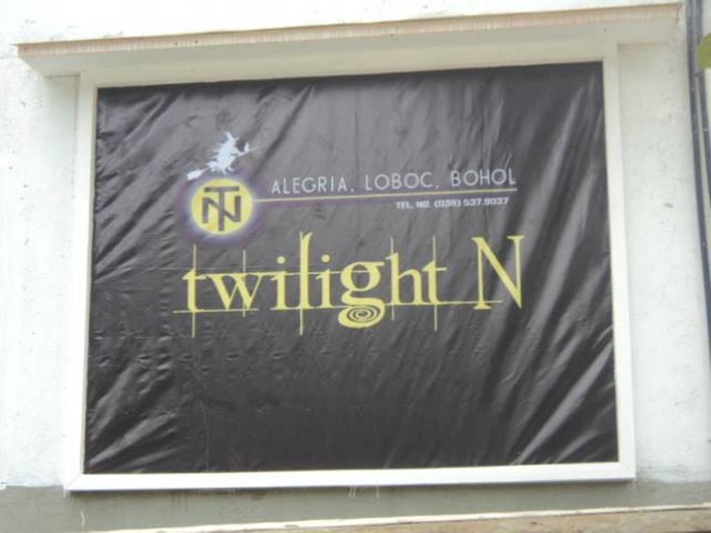 Twilight N Hotel Loboc Habitación foto